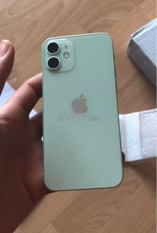 iPhone 12 mini