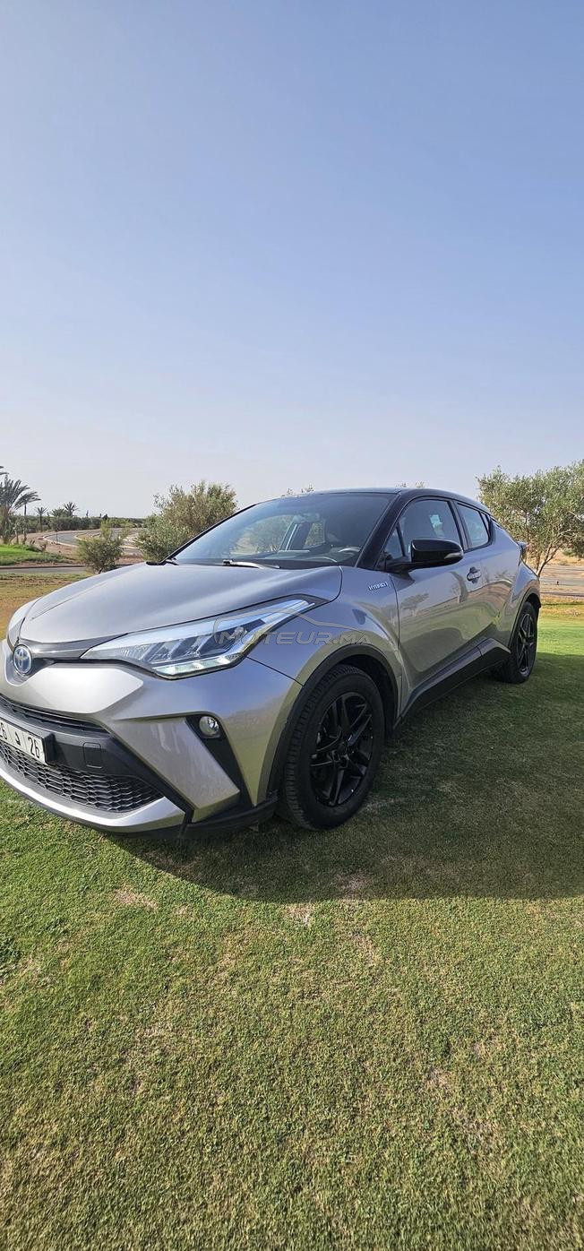 Toyota CHR modèle 2021 en exellente état 