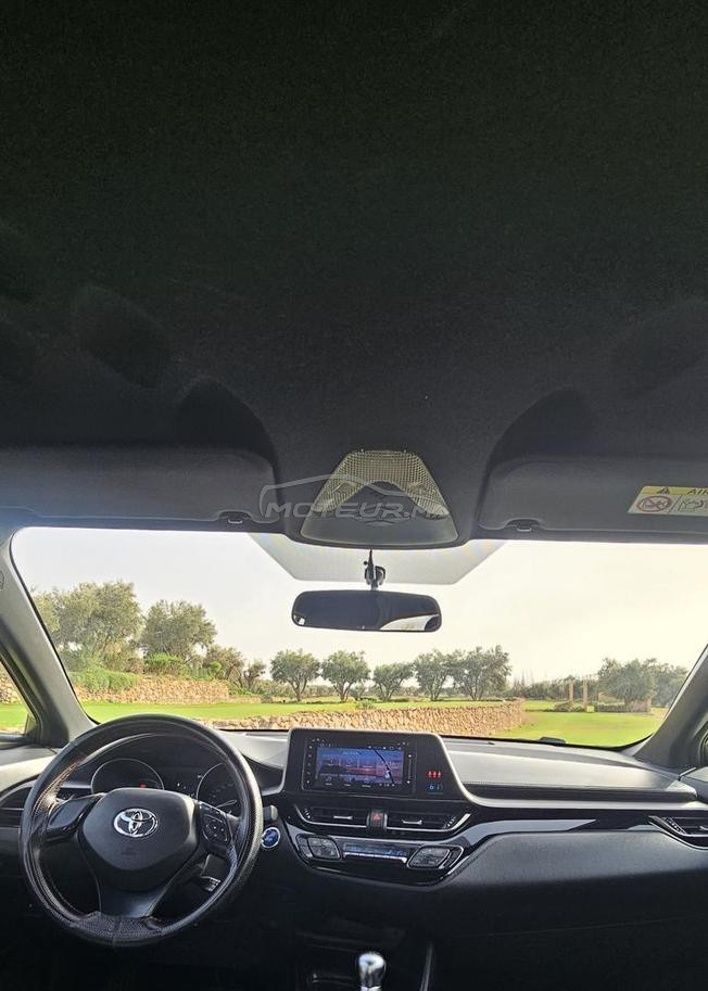 Toyota CHR modèle 2021 en exellente état 