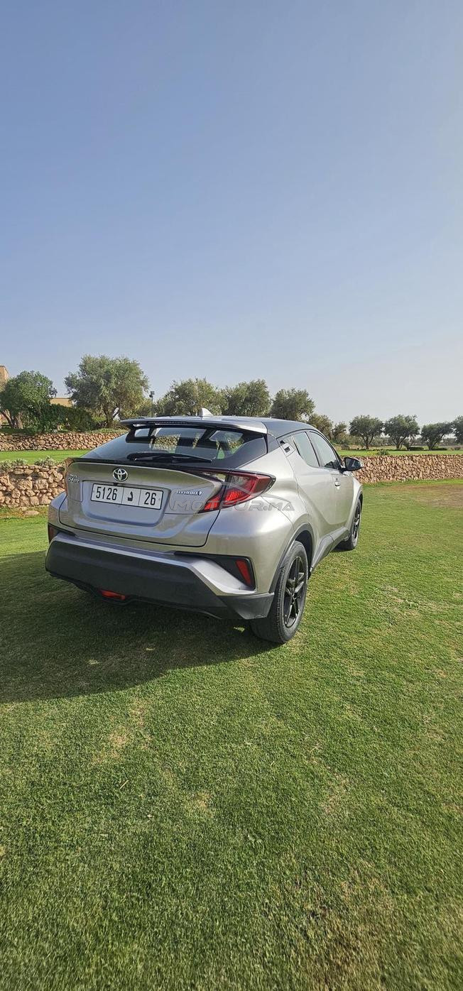 Toyota CHR modèle 2021 en exellente état 