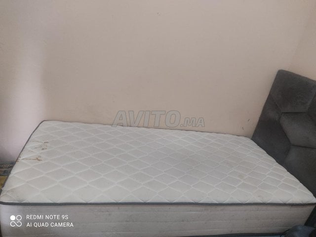 lit, sur lit , richeau , placard , table 