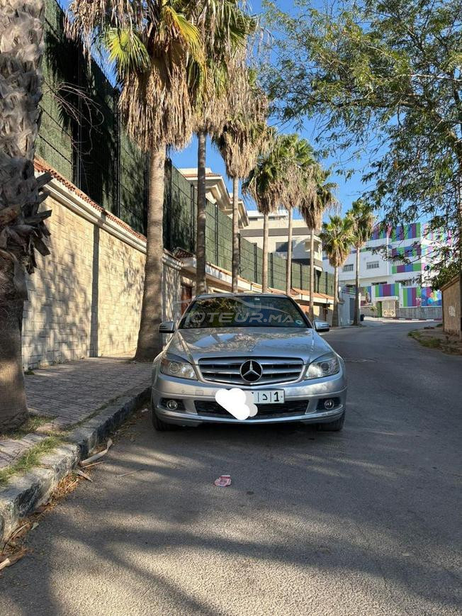 Mercedes-Benz C220