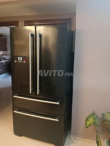 Réfrigérateur Hisense Noir 4 portes 