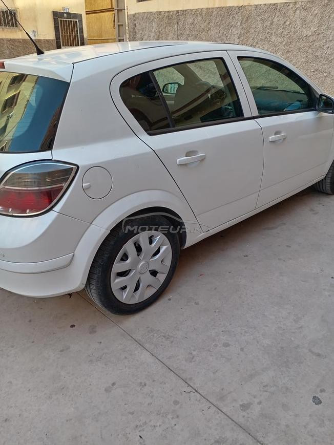 Hamid opel astra