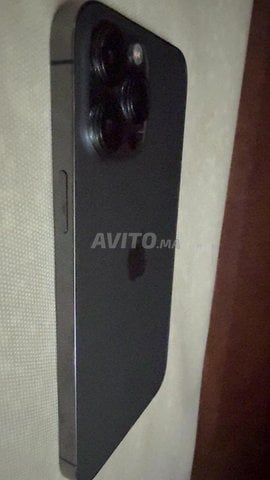 iphone 13 pro max en bon etat comme neuf 