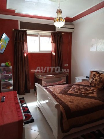 chambre à coucher complète bois rouge 