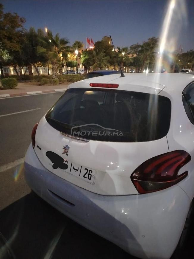 Peugeot 208 Diesel Manuelle 2018 à Marrakech