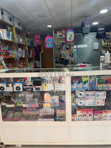 سلعة أدوات مدرسية لتجهيز مكتبة