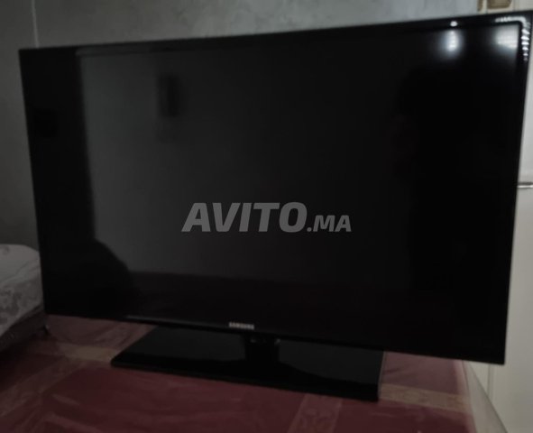 Samsuing LED TV 32 pouces HDMI USB TNT