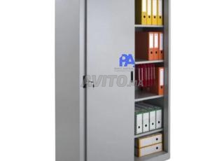 Armoire métallique avec portes battantes