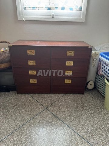 Commode 6 tiroirs en bois dur