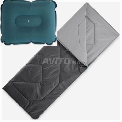 Sac de Couchage et Oreiller Gonflable QUECHUA 