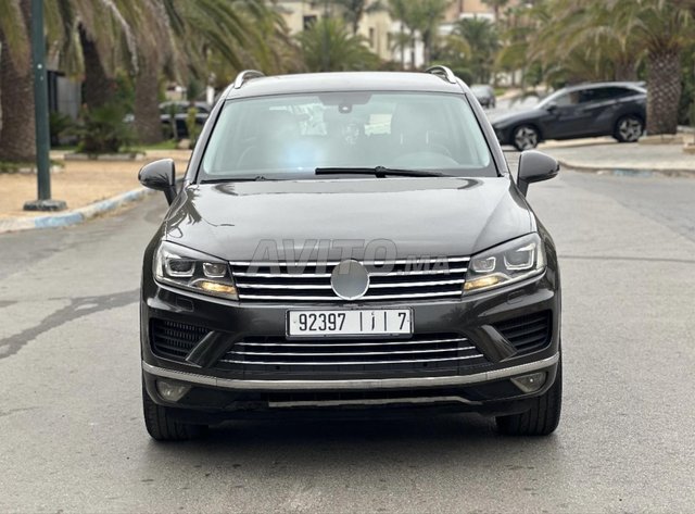 Volkswagen Touareg Diesel Automatique 2016 à Rabat