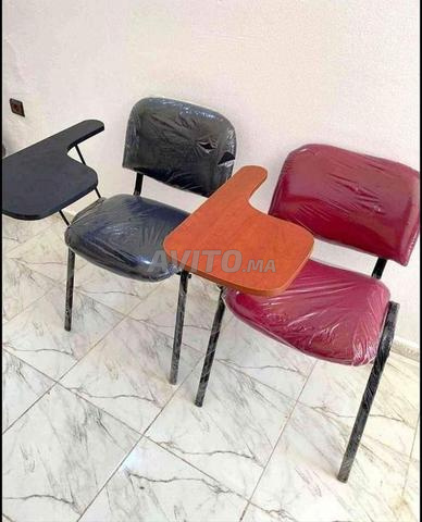 Chaise avec table d'écriture \ table individuelle 