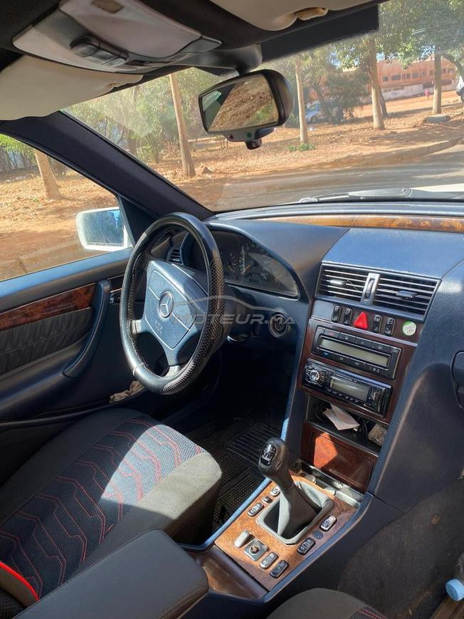 Mercedes-Benz Classe C Diesel Manuelle 1996 à Salé