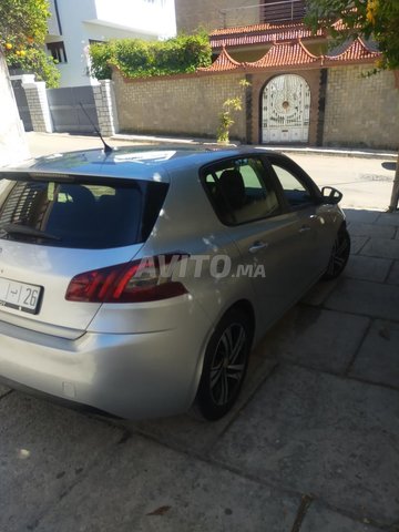 Peugeot 308 Diesel Manuelle 2014 à Tanger
