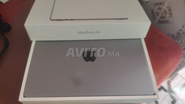 MacBook M2 2022