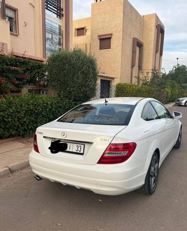Mercedes-Benz 220 Diesel Automatique 2013 à Agadir