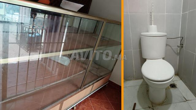 تجهيزات ديال محل لبيع الخبز والمسمن بثمن مناسب