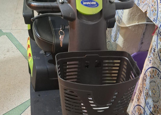 SCOOTER INVACARE  ELCTRIQUE
