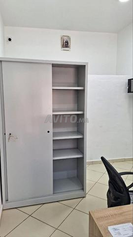 Armoire métallique porte battante \rideau\coulisse