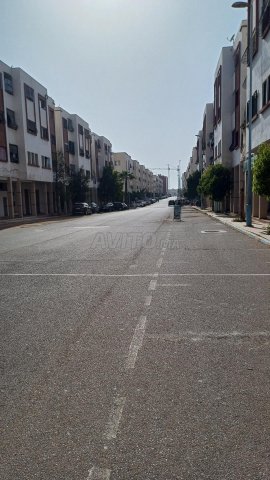 LOCAL COMMERCIAL HAY FARAH