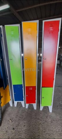 vestiaire métallique avec 1\2\3\4\5 porte