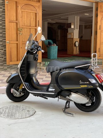 Vespa 300 Gts 2023