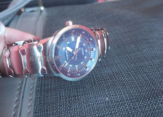 montre neuve sector700