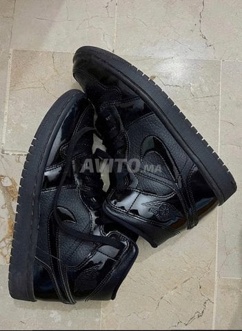Air jordan 1 mid triple Black Patent