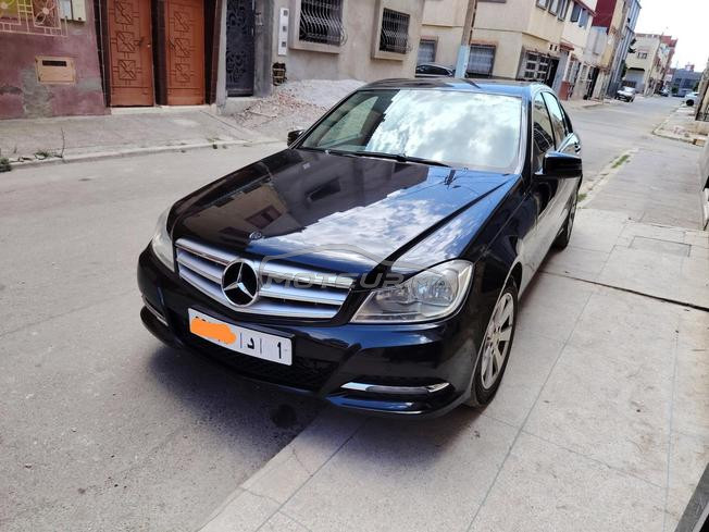 voiture Mercedes benz 
