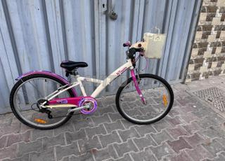 دراجة Btwin مقاس 24 بوصة