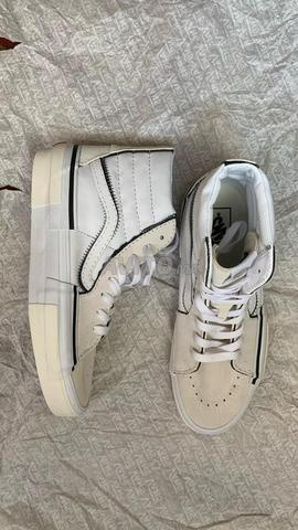 حذاء "Vans Sk8-Hi" جديد تمامًا - مقاس 42.5 EU