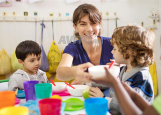 Enseignante à la maternelle