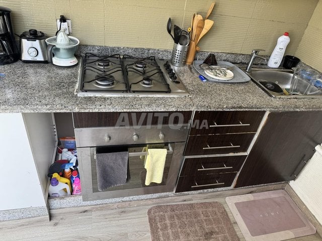 A vendre cuisine et mobilier