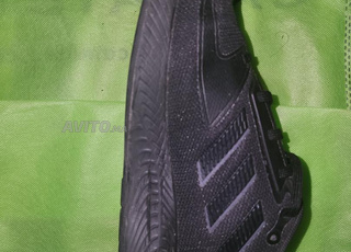 حداء اوريجنال من اديداس 