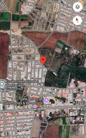 بقعة أرضية محفضة شارع 15 تجارية للبيع  1 