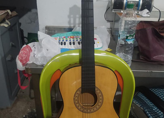 Guitare classique 3/4, sacoche incluse