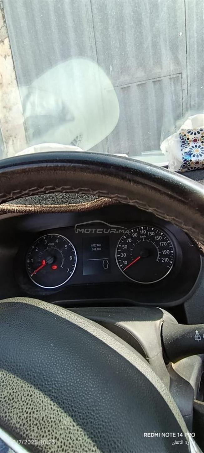سيارة نقية في الدار البيضاء 