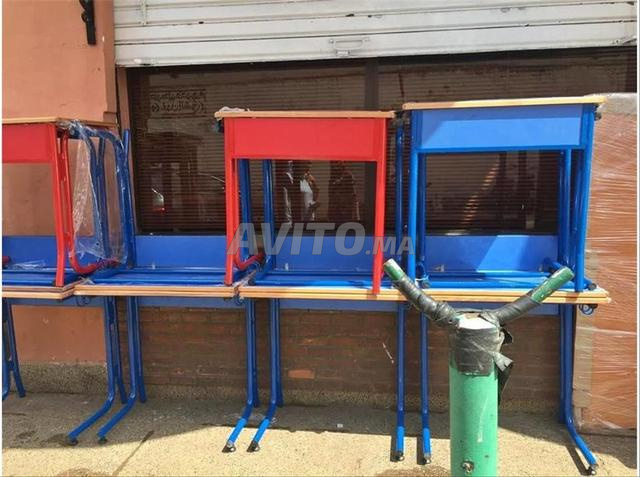 table chaise semi métallique tableau   