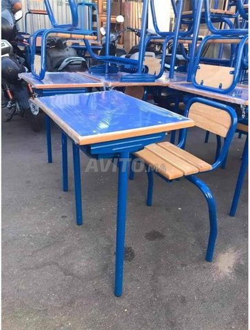 Fabrication sur mesure de mobilier scolaire de qté