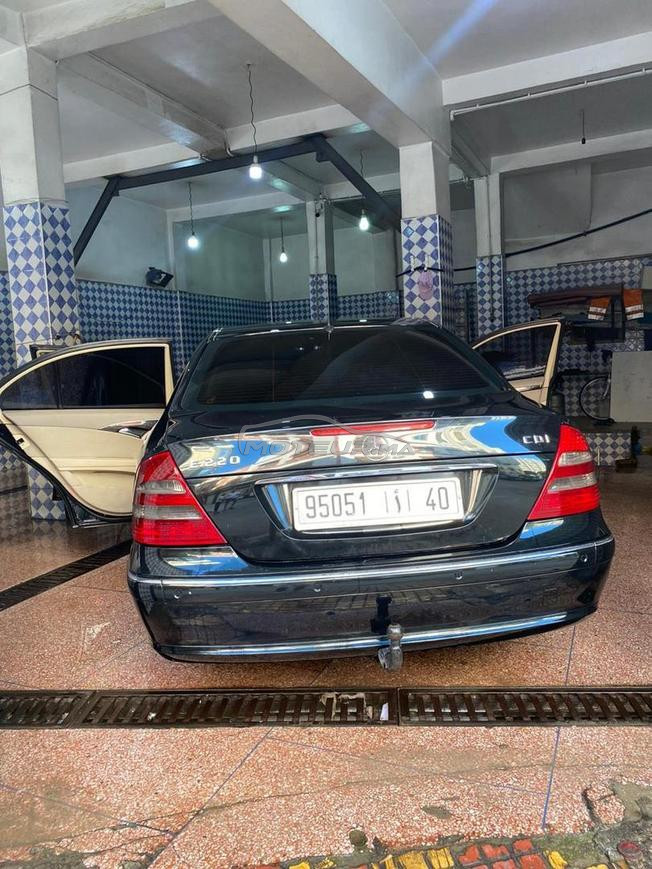 Mercedes-Benz Classe E 220Diesel Manuelle 2004