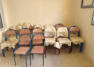 Chaise semi-métallique petit modèle Dossier rond