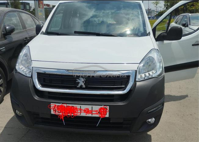 Peugeot Partner Diesel Manuelle 2017 à Tanger