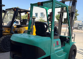 CHARIOT ELEVAT DIESEL MITSUBISHI FD35K MAT 5.5 MET