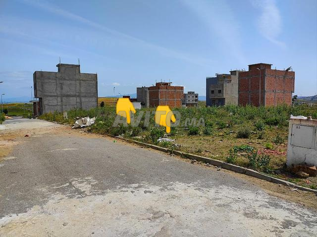 2أرضي للبيع مقبلين 65م طريق 8م مسلمة تجزئة البحيرة