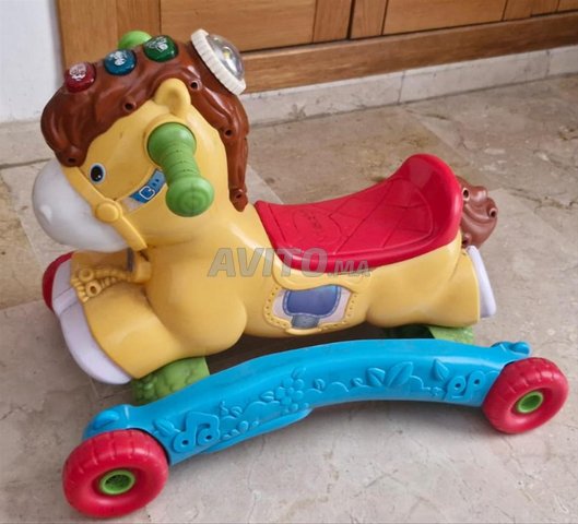 Jouet  cheval Vtech