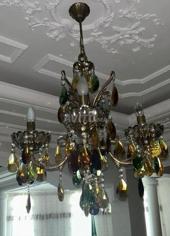 lustre 4 lampes a vendre ثرية للبيع