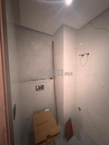 avendre plateaux bureaux à ain mezouar