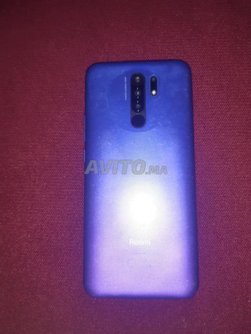 redmi 9 bon état bon service et bon prix